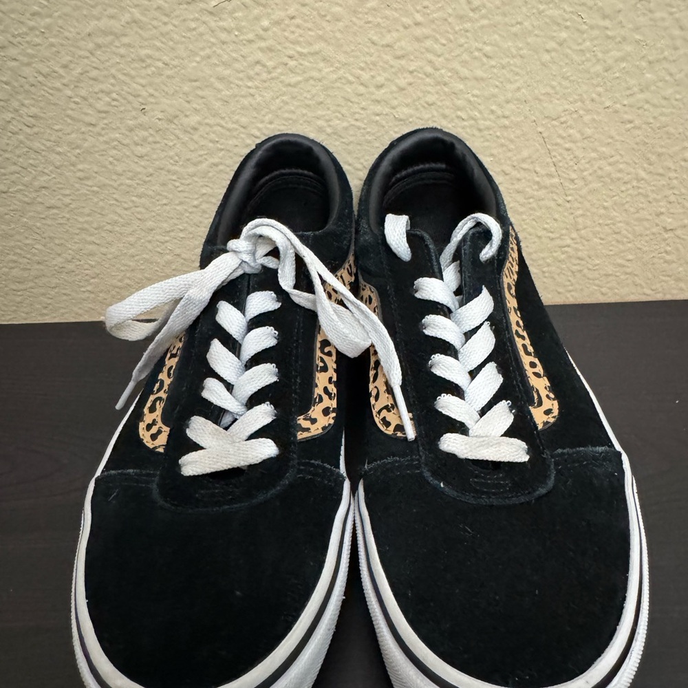 Vans Black and Leopard Print Sneakers size 4.5 Missy